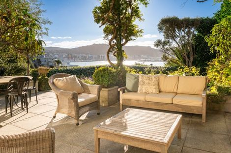 Photo of property in 5 Telford Terrace, Oriental Bay, Wellington, 6011