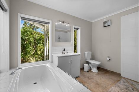 Photo of property in 306 Reynolds Valley Road, Okuti Valley, Little River, 7591