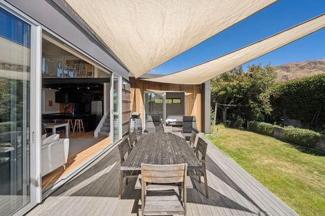 Photo of property in 203b Stone Street, Wanaka, 9305