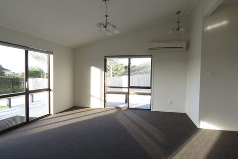 Photo of property in 21b Ambler Avenue, Glen Eden, Auckland, 0602