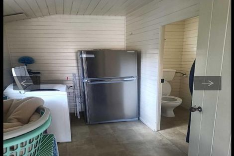 Photo of property in 28 Rangitane Street, Palmerston North, 4414