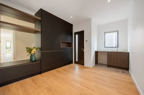 Photo of property in 40f Evelyn Place, Hillcrest, Auckland, 0627