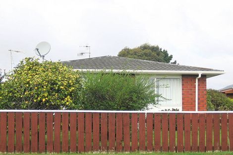 Photo of property in 72a Eatwell Avenue, Paraparaumu Beach, Paraparaumu, 5032