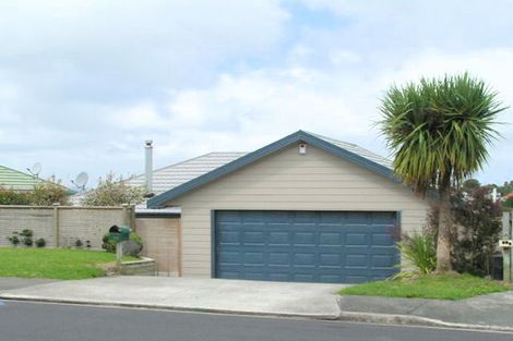 Photo of property in 53 Garton Drive, Massey, Auckland, 0614