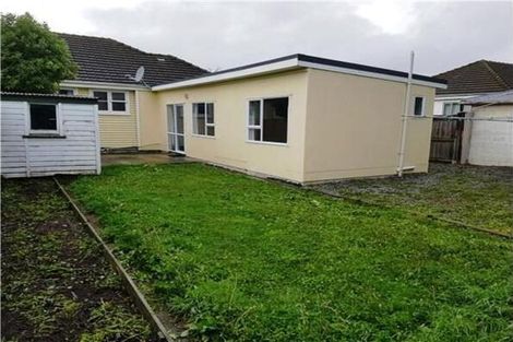 Photo of property in 6 Renfrew Street, Upper Riccarton, Christchurch, 8041