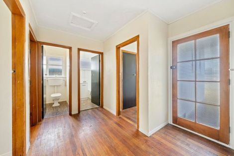 Photo of property in 10 Bythell Street, Wainuiomata, Lower Hutt, 5014