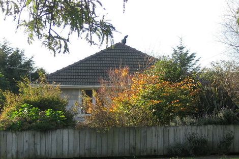 Photo of property in 9 Kamahi Street, Stokes Valley, Lower Hutt, 5019