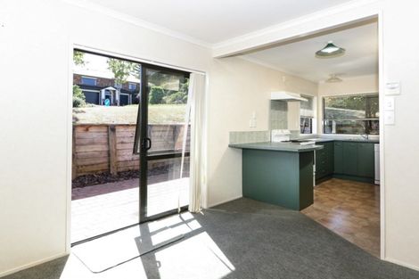 Photo of property in 24 Palm Grove Drive, Western Heights, Hamilton, 3200