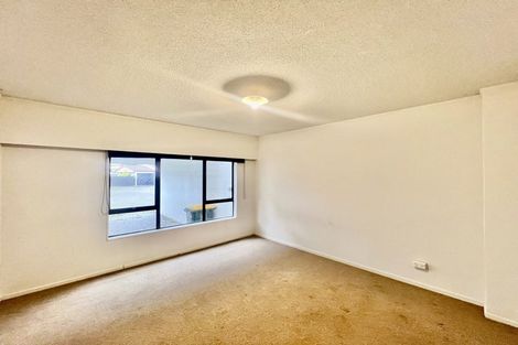 Photo of property in 4/133 Ennis Avenue, Pakuranga Heights, Auckland, 2010