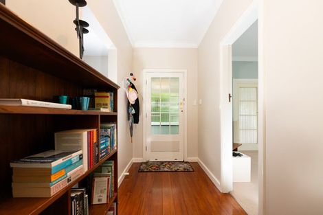 Photo of property in 111a Karori Road, Karori, Wellington, 6012