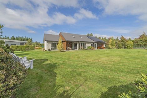 Photo of property in 39 Thorndon Close, Kirwee, Darfield, 7571