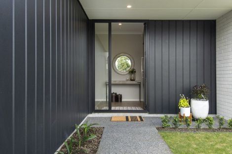 Photo of property in 15 Charlotte Drive, Omokoroa, 3114