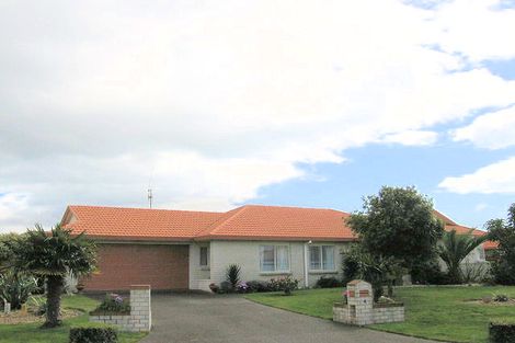 Photo of property in 4 Lantana Place, Mount Maunganui, 3116