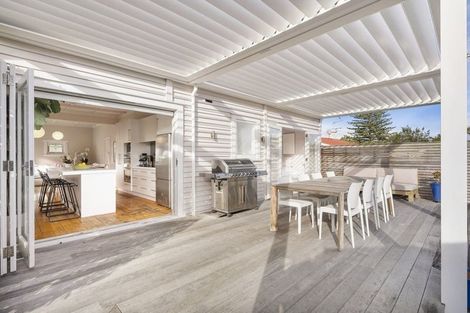 Photo of property in 4 Curzon Street, Onehunga, Auckland, 1061