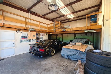 Photo of property in 2/251 Lincoln Road, Henderson, Auckland, 0610