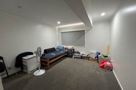 Photo of property in 54 Redoubt Road, Clover Park, Auckland, 2105