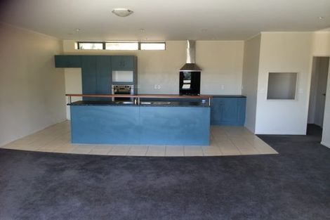 Photo of property in 4 Mitika Way, Strathmore Park, Wellington, 6022