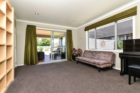 Photo of property in 13 Isobel Hodgson Drive, Cambridge, 3434