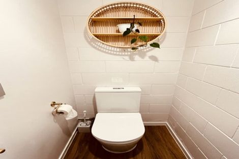 Photo of property in 35 Victory Street, Welcome Bay, Tauranga, 3112