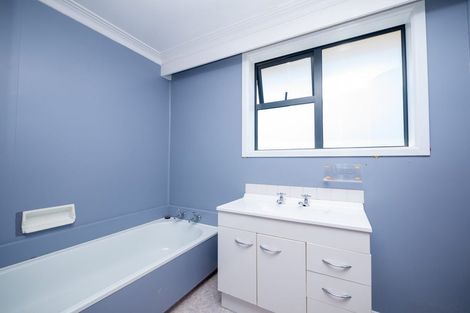 Photo of property in 2a Brooklyn Street, Green Island, Dunedin, 9018