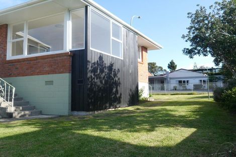 Photo of property in 4/7 Hastings Road, Mairangi Bay, Auckland, 0630
