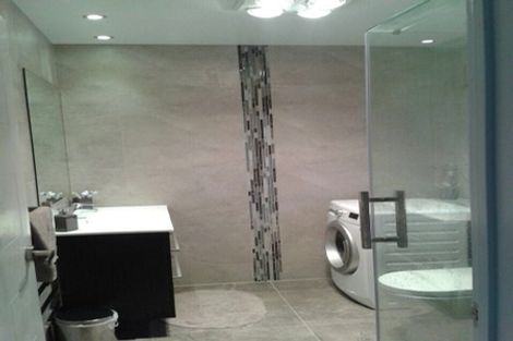 Photo of property in 48 Harrowglen Drive, Northcross, Auckland, 0630