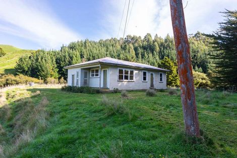 Photo of property in 496 Pukeatua Road, Dannevirke, 4975