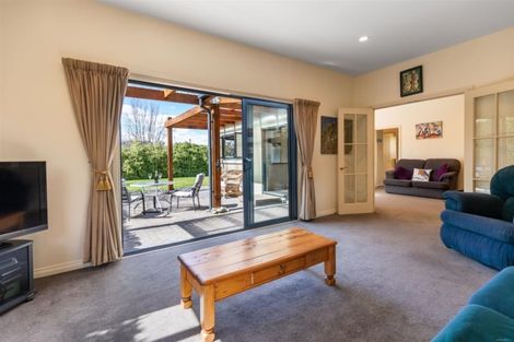 Photo of property in 90 Meadowstone Drive, Wanaka, 9305