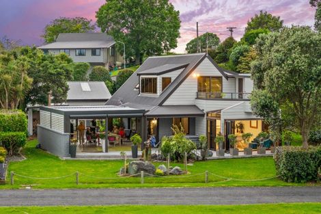 Photo of property in 33 Matahiwi Road, Te Puna, Tauranga, 3174