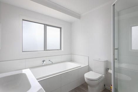 Photo of property in 5b Hinz Lane, Bell Block, New Plymouth, 4312