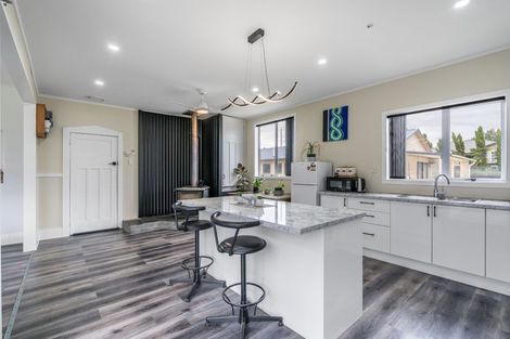 Photo of property in 27 Ferry Road, Edendale, 9825