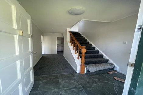 Photo of property in 1/41 College Road, Northcote, Auckland, 0627