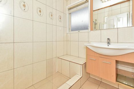 Photo of property in 1/4 Scott Road, Papakura, 2110