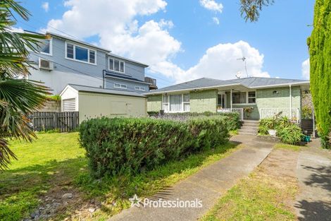 Photo of property in 10 Gray Avenue, Paraparaumu Beach, Paraparaumu, 5032