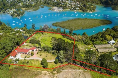 Photo of property in 90 Cedar Terrace, Stanmore Bay, Whangaparaoa, 0932