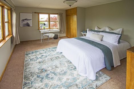 Photo of property in 16 Victoria Street, Carterton, 5713