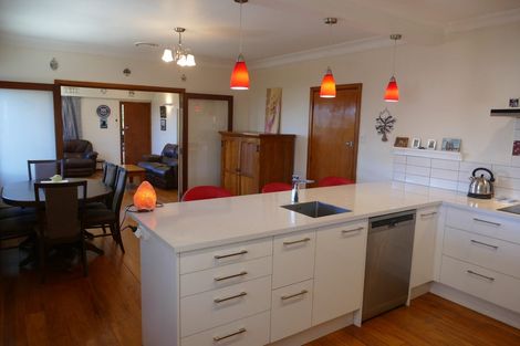 Photo of property in 711 Maitland Crescent, Mayfair, Hastings, 4122