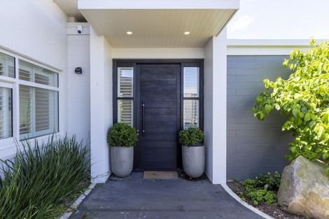 Photo of property in 8 Kuiwai Drive, Rainbow Point, Taupo, 3330
