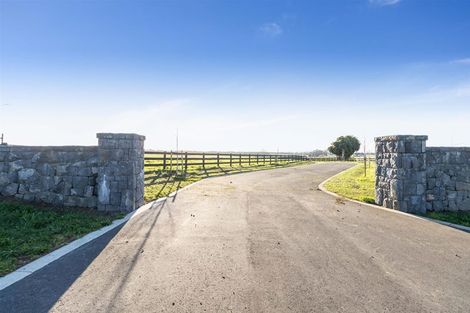 Photo of property in 137 Batty Road, Kingseat, Papakura, 2580