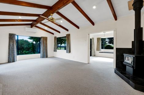 Photo of property in 37 Pembroke Road East, Stratford, 4332