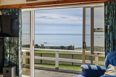 Photo of property in 879 Mataikona Road, Mataikona, Masterton, 5889