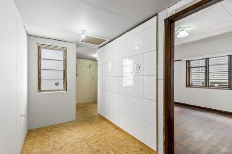 Photo of property in 62 Rolleston Street, Mount Cook, Wellington, 6021