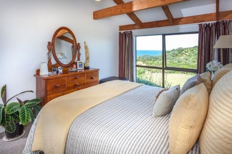 Photo of property in 435 Onemana Drive, Onemana, Whangamata, 3691