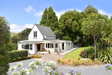 Photo of property in 57 Govan Wilson Road, Whangaripo, Warkworth, 0985