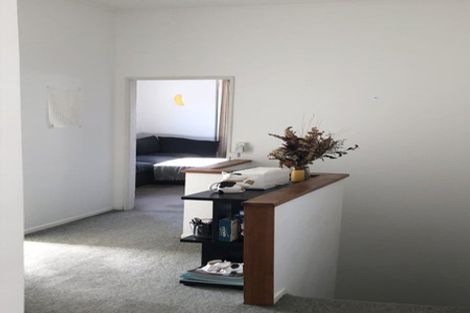 Photo of property in 136 Brougham Street, Mount Victoria, Wellington, 6011