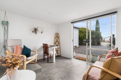 Photo of property in 1/17 Johns Road, Belfast, Christchurch, 8051