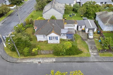 Photo of property in 15 Raymond Terrace, Fairfield, Lower Hutt, 5011