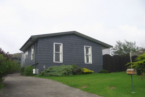 Photo of property in 108 Omapere Street, Whitby, Porirua, 5024