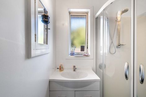 Photo of property in 198 Mcquarrie Street, Kingswell, Invercargill, 9812