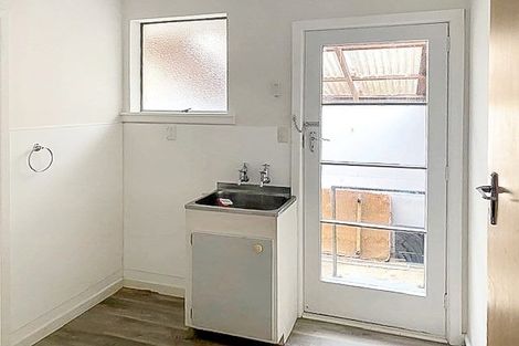 Photo of property in 17 Morris Road, Amberley, 7410